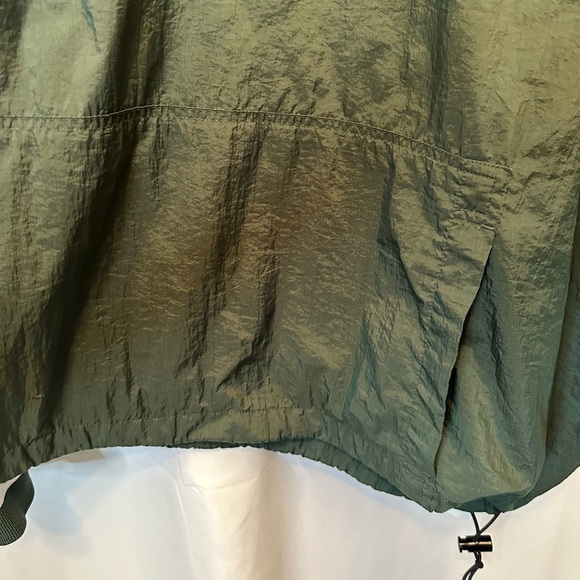 Vintage 90s Champion 2XL Jacket Green Nylon Windbreaker Pullover Drawstring - Picture 6 of 10